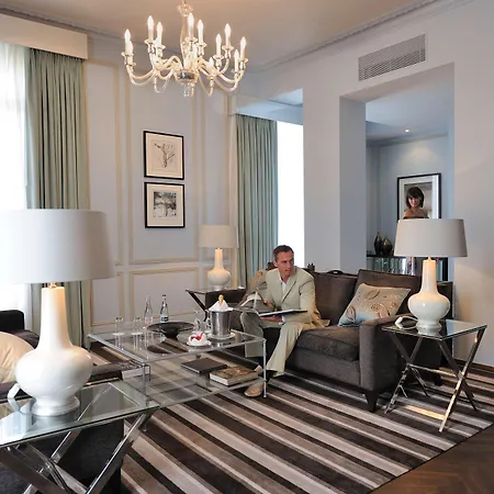 Waldorf Astoria - Trianon Palace Resort