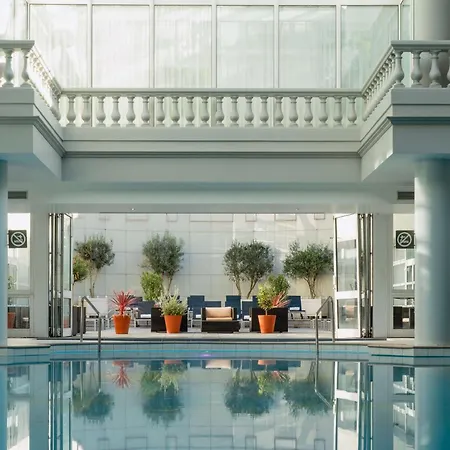 Station touristique Waldorf Astoria - Trianon Palace 5*