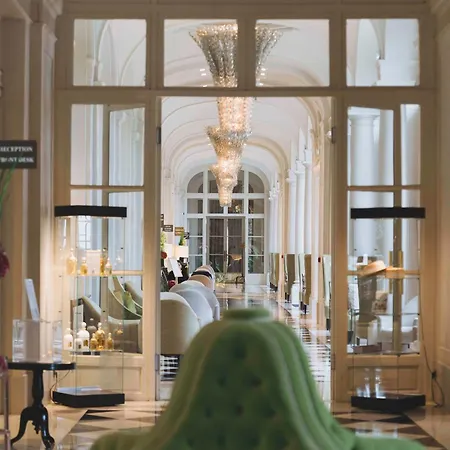 Resort Waldorf Astoria - Trianon Palace Versailles