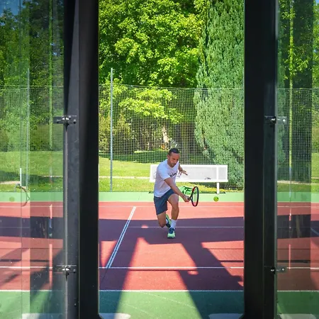 Waldorf Astoria - Trianon Palace Station touristique
