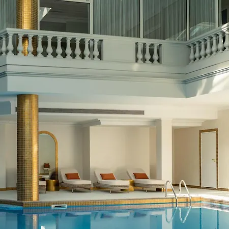 Waldorf Astoria - Trianon Palace Station touristique 5*