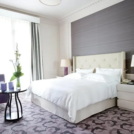 Отель Waldorf Astoria - Trianon Palace