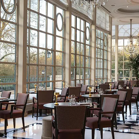 Szálloda Waldorf Astoria - Trianon Palace