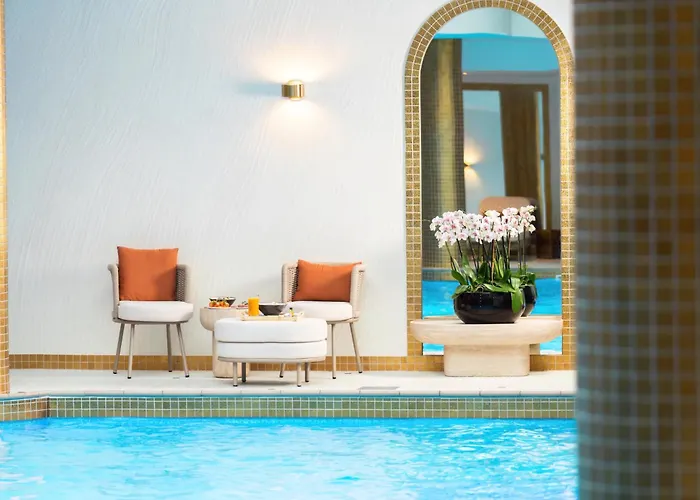 Waldorf Astoria - Trianon Palace Отель