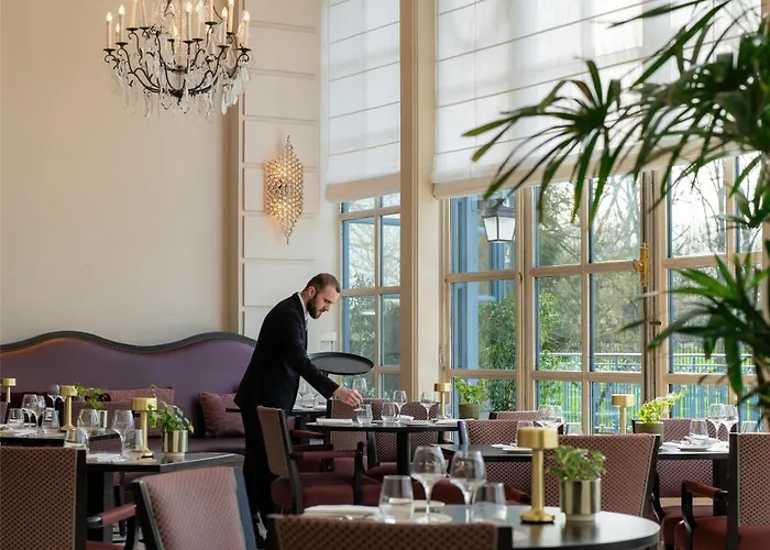 Hotell Waldorf Astoria - Trianon Palace 5*