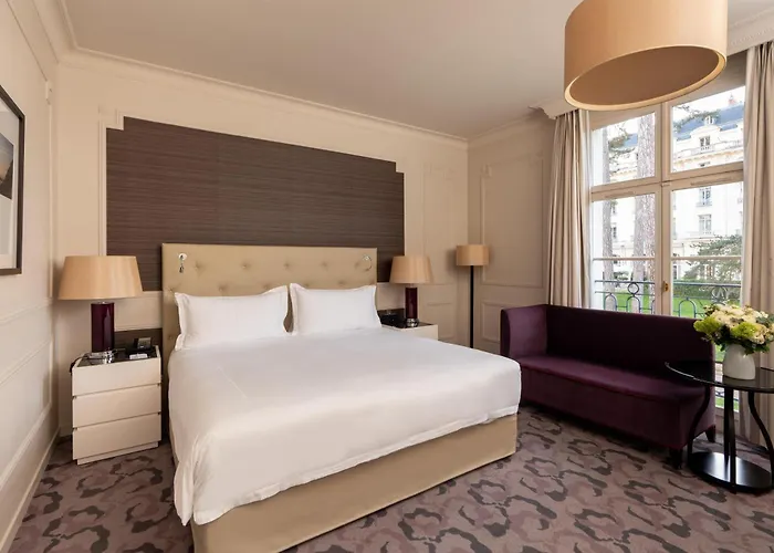 Waldorf Astoria - Trianon Palace Отель Версаль